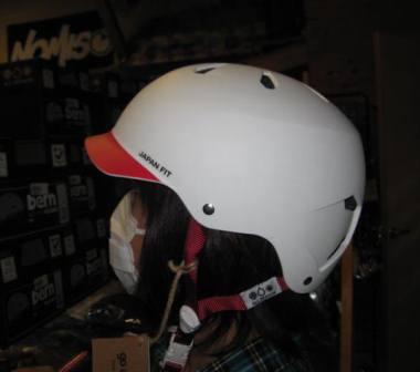 barn helmet バーン　ベルン　ヘルメット 画像　lenox berkeley  brighton visor nino　サイズm l xl xxl xxxl 在庫有り　長野　松本